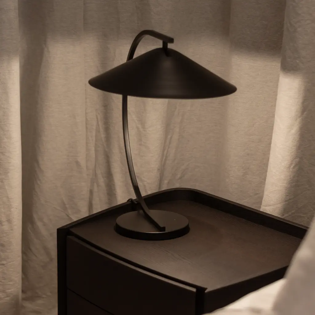 LAMPARA HALO DE MESA 2.webp