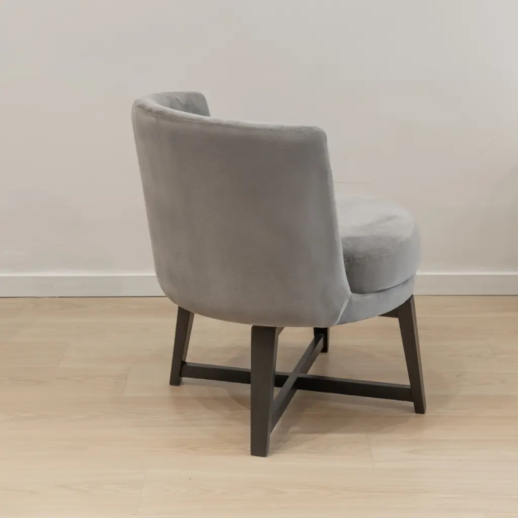 SILLON ZINC - 2026-05-27T150101.431.webp