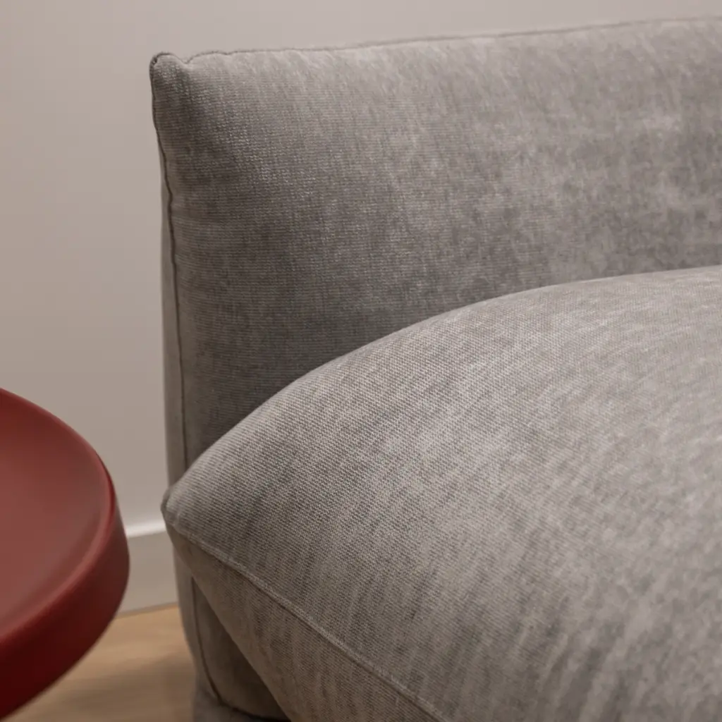 SILLON ZINC - 2026-06-01T171403.551.webp